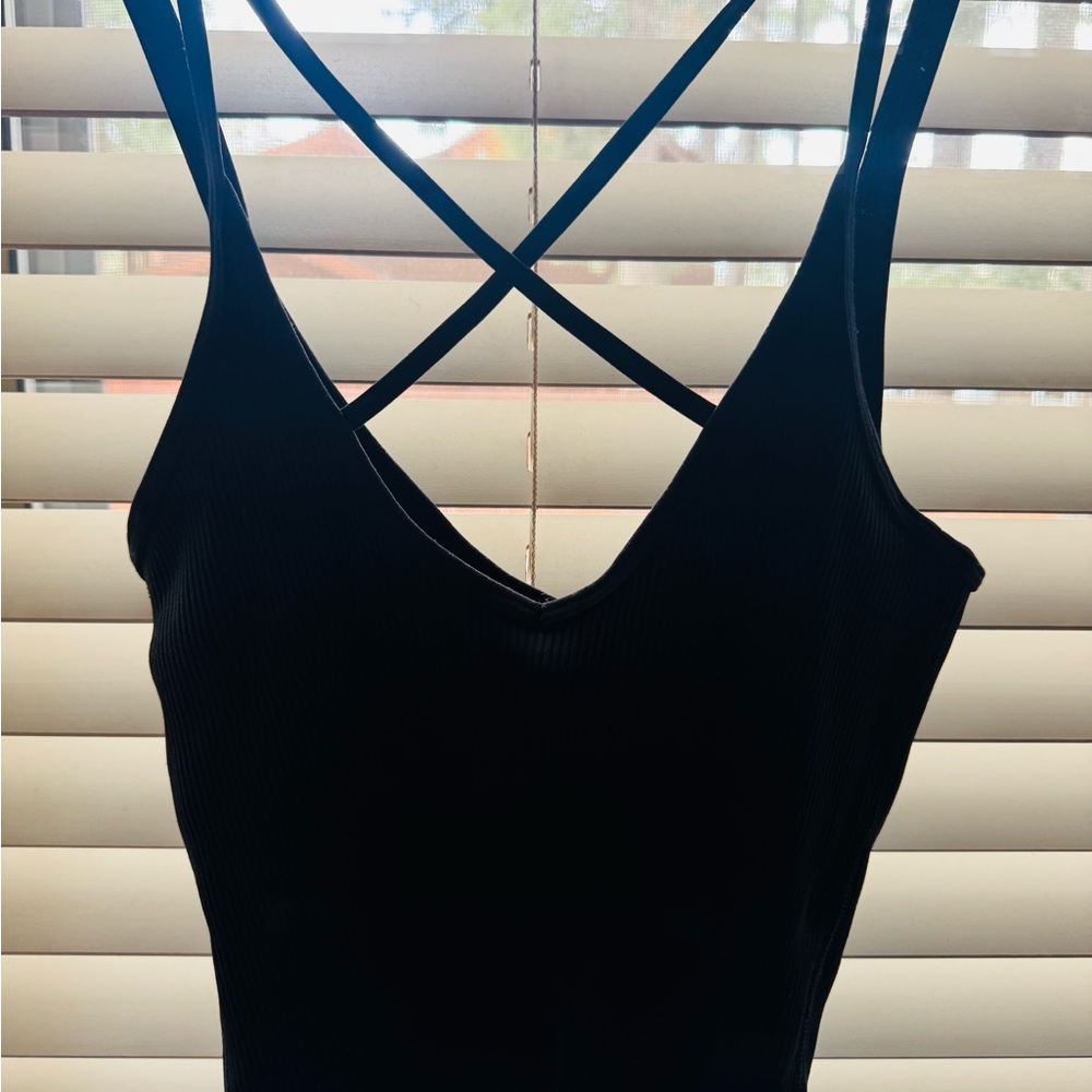 Vuori Black Strappy V-Neck Top